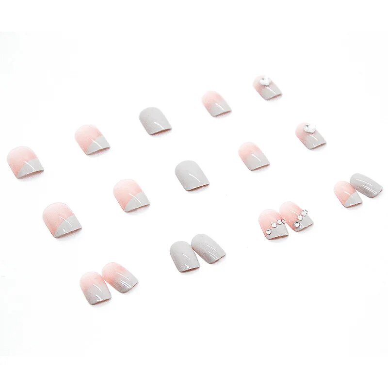 Aovica- 24Pcs/Set Short Square Fake Nails Heart Diamonds Nail Arts Manicure False Nails With Design With Wearing Tool